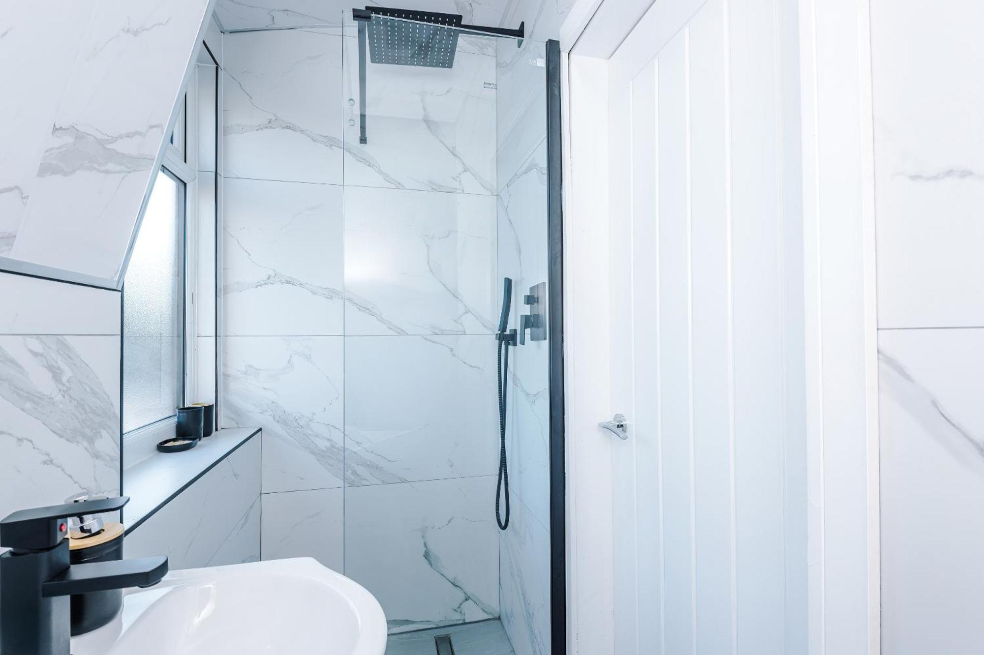 Comfort Style Brand New Selly Oaks Apartment バーミンガム 部屋 写真