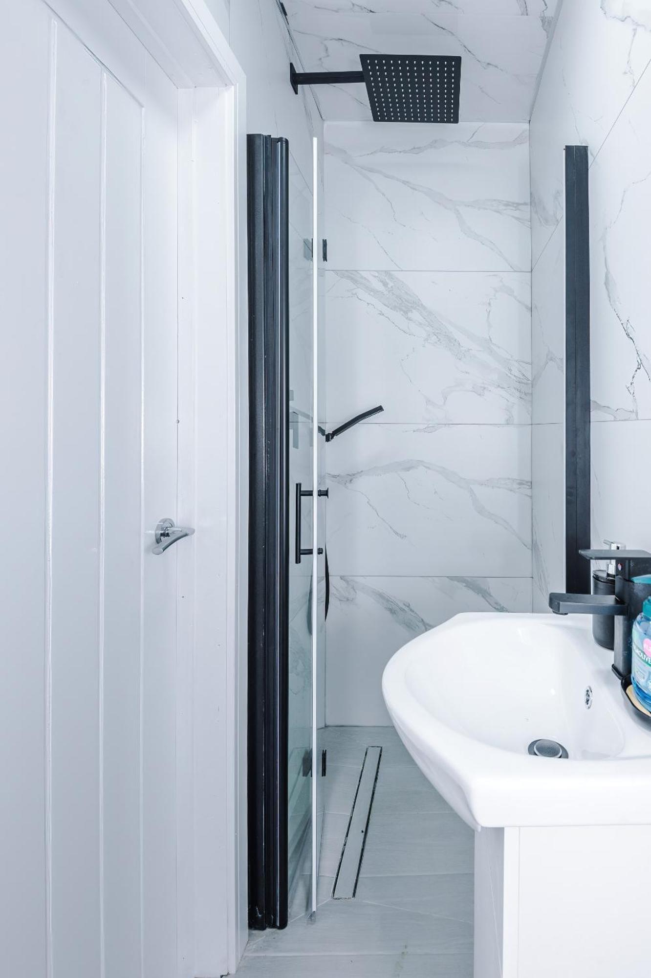 Comfort Style Brand New Selly Oaks Apartment バーミンガム 部屋 写真